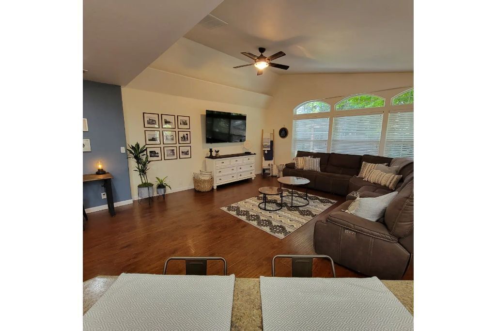Photo of Livingroom in Grants Pass