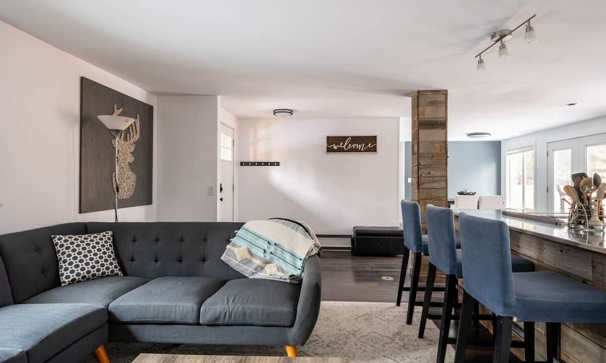 Photo of Livingroom in Southern Crossing