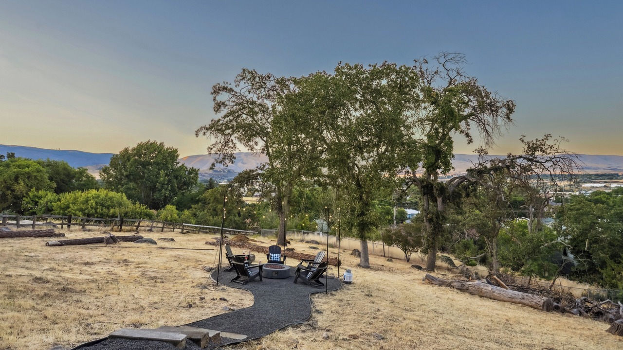 Photo of Outdoor in Chenoweth