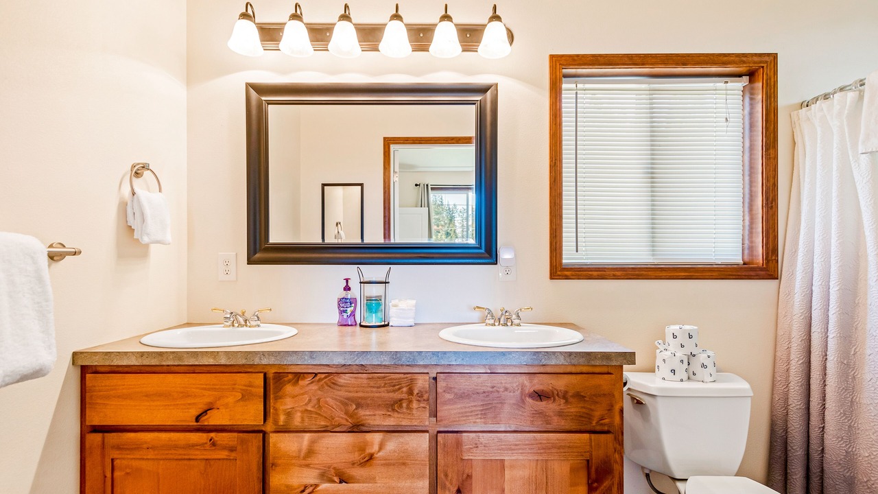 Photo of Bathroom in Sagle