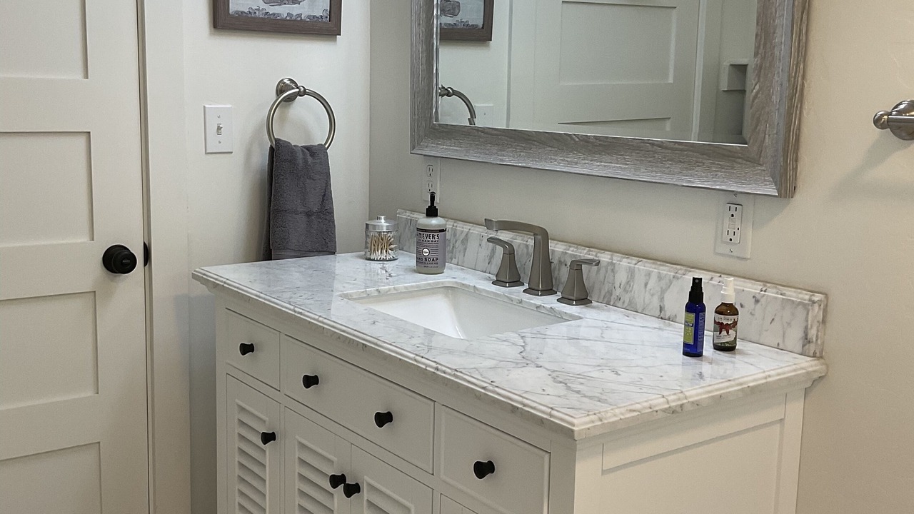 Photo of Bathroom in Eastsound