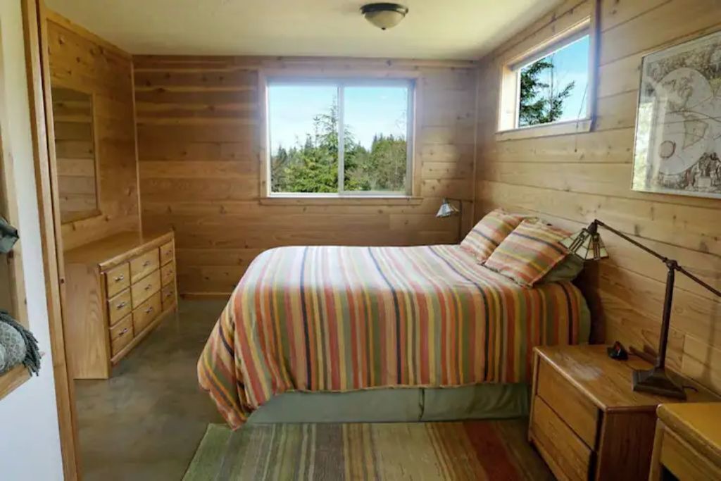Photo of Bathroom in Port Angeles