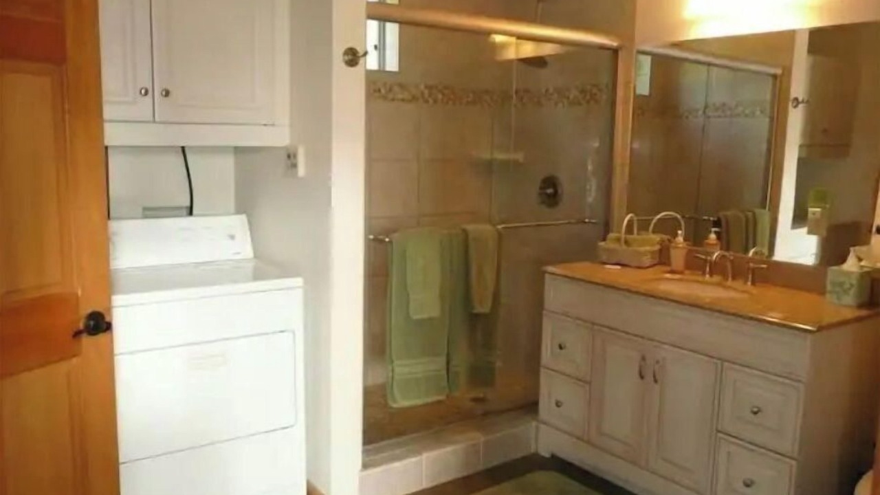 Photo of Bathroom in Port Angeles