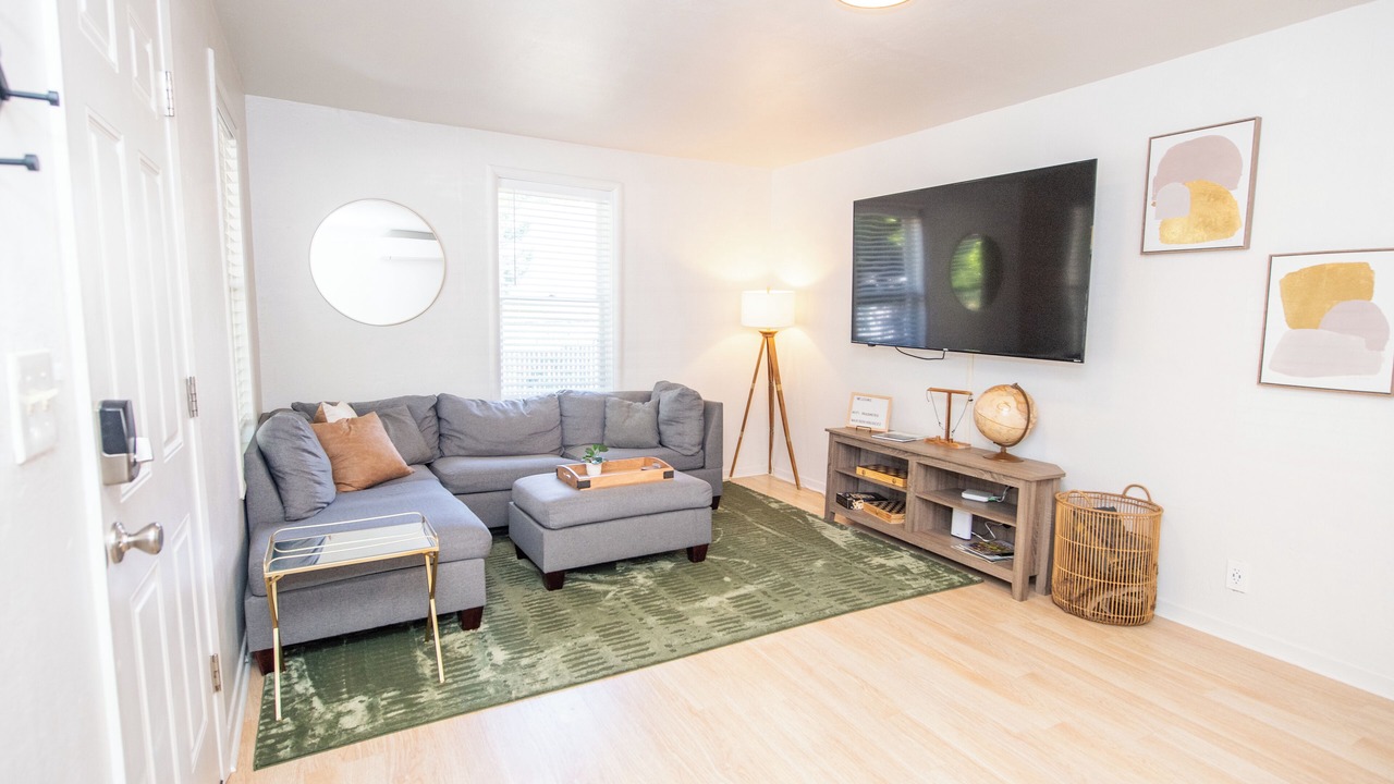 Photo of Livingroom in Murphy