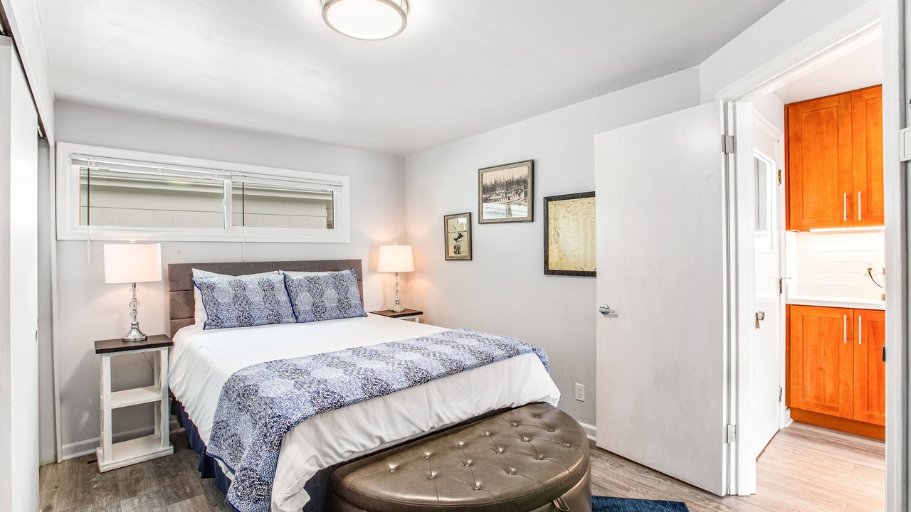 Photo of Bedroom in Lakebay