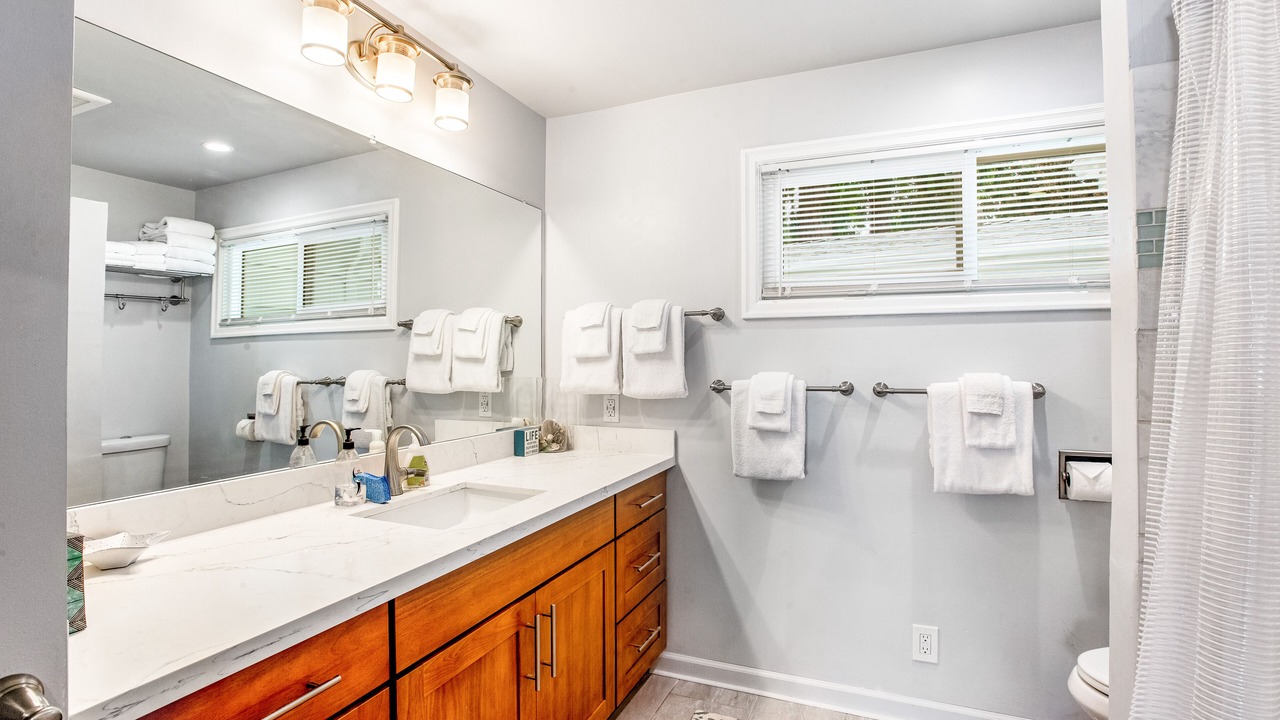 Photo of Bathroom in Lakebay
