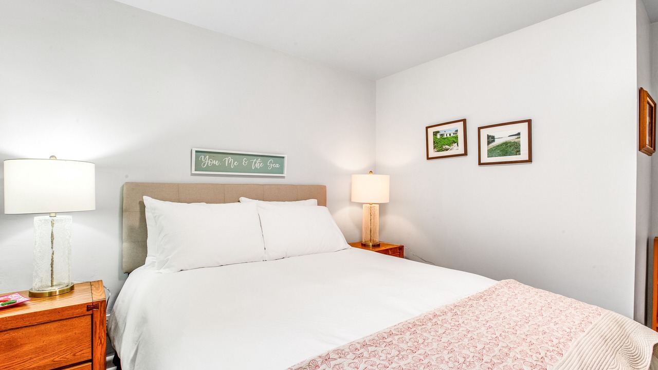 Photo of Bedroom in Lakebay