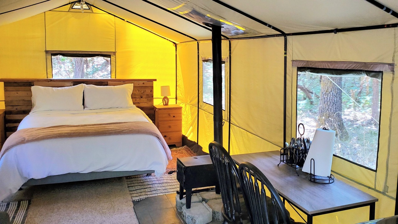 Photo of Bedroom in Murphy