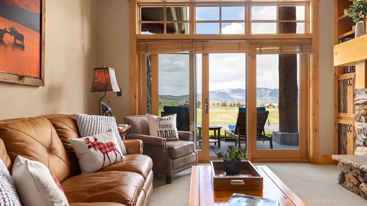 Photo of Livingroom in Victor