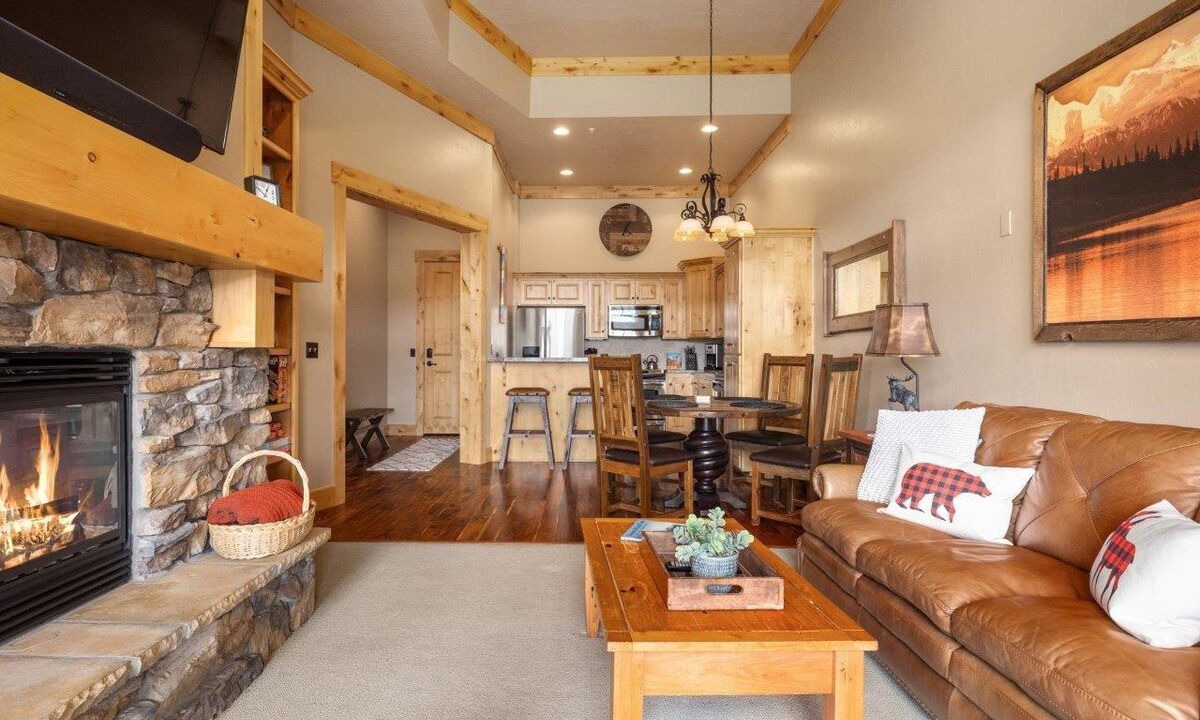 Photo of Livingroom in Victor