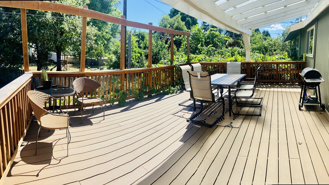 Photo of Outdoor in Roseburg