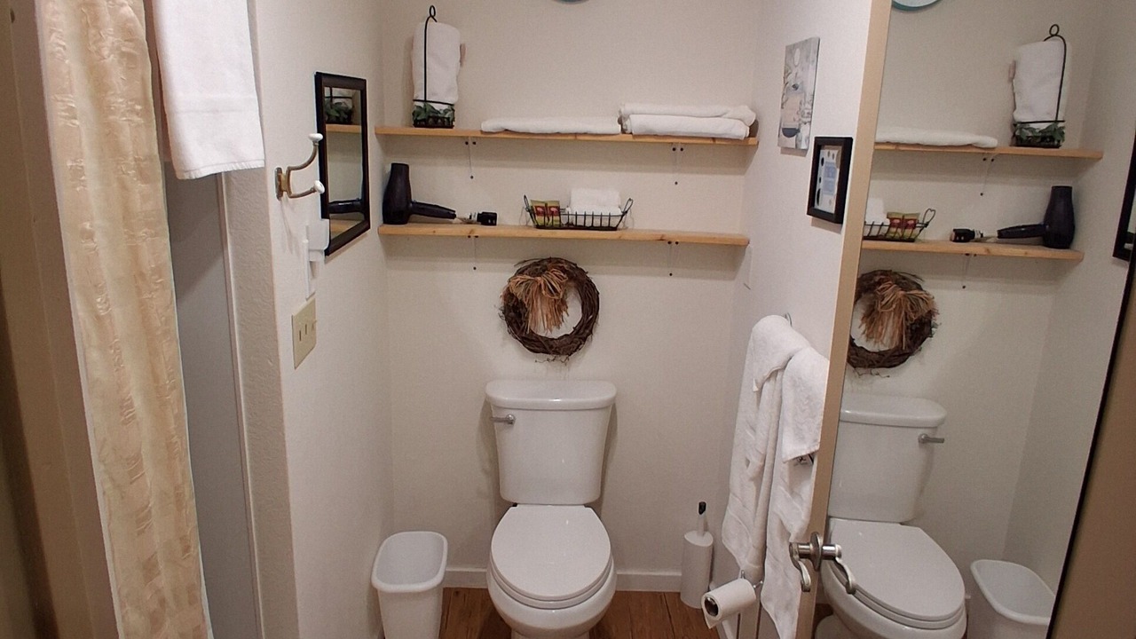 Photo of Bathroom in Salmon