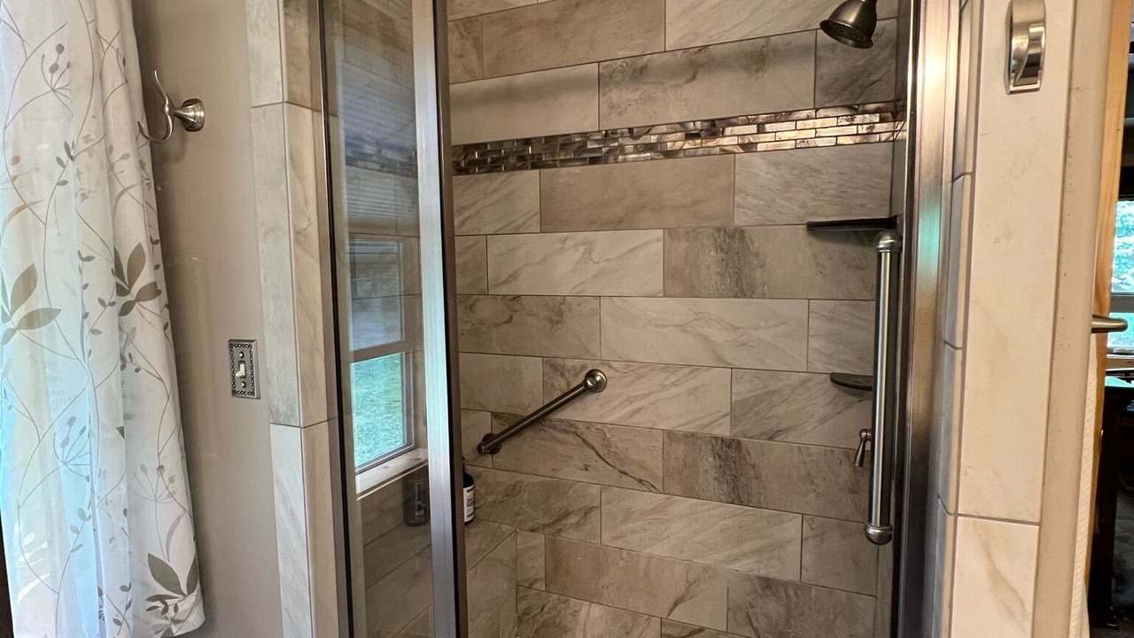 Photo of Bathroom in Alpine Northeast