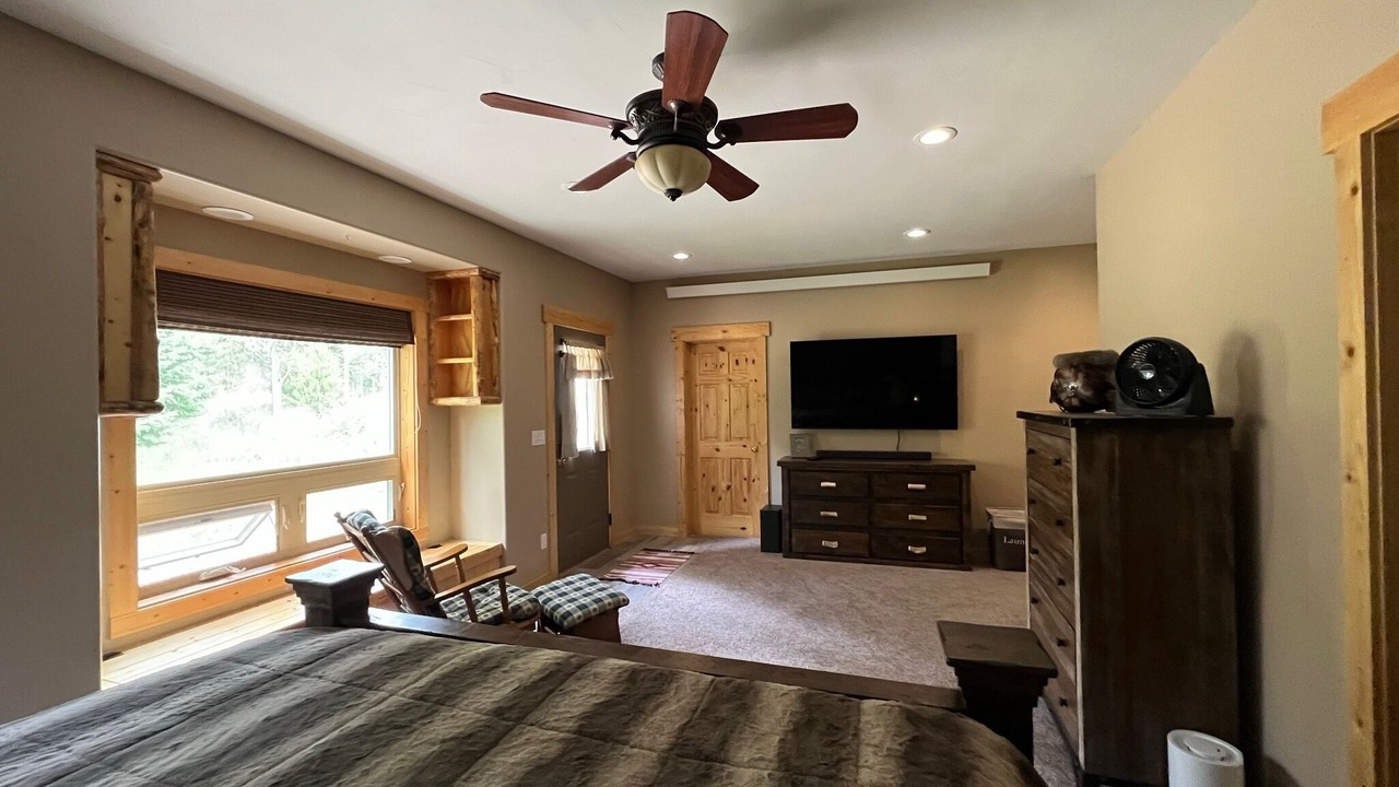Photo of Bedroom in Alpine Northeast