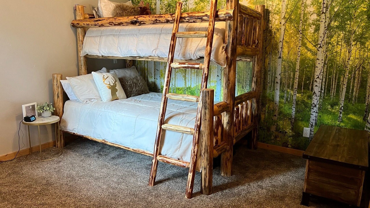 Photo of Bedroom in Alpine Northeast