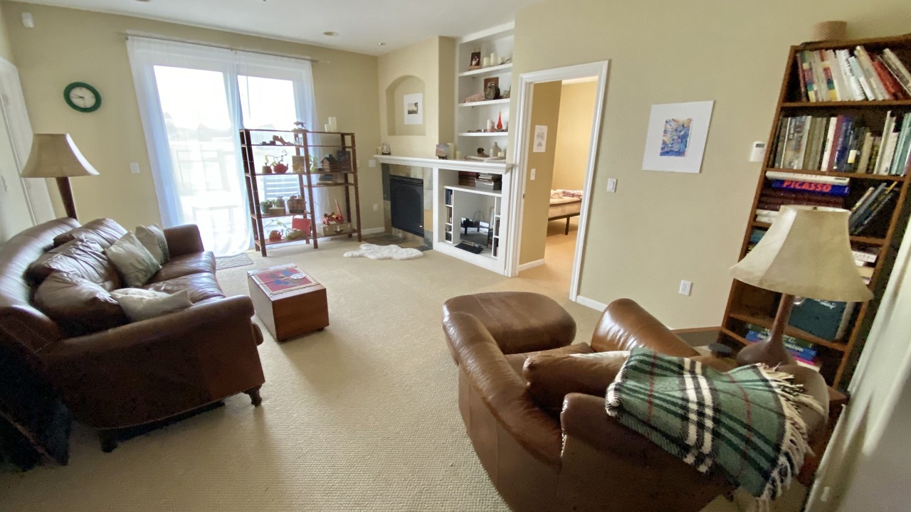 Photo of Livingroom in Tacoma