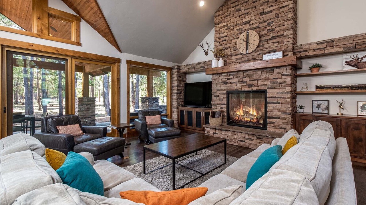 Photo of Livingroom in Sunriver