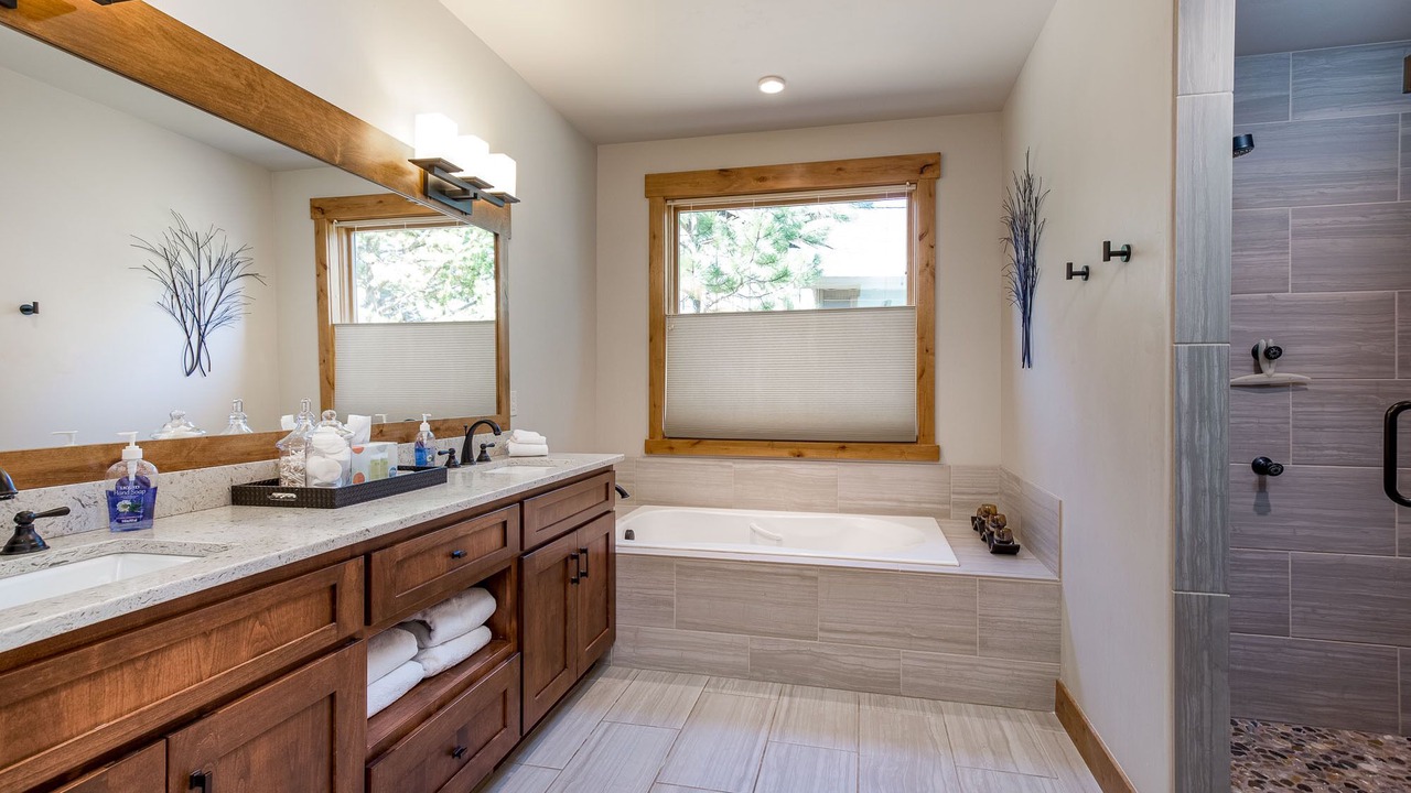 Photo of Bathroom in Sunriver
