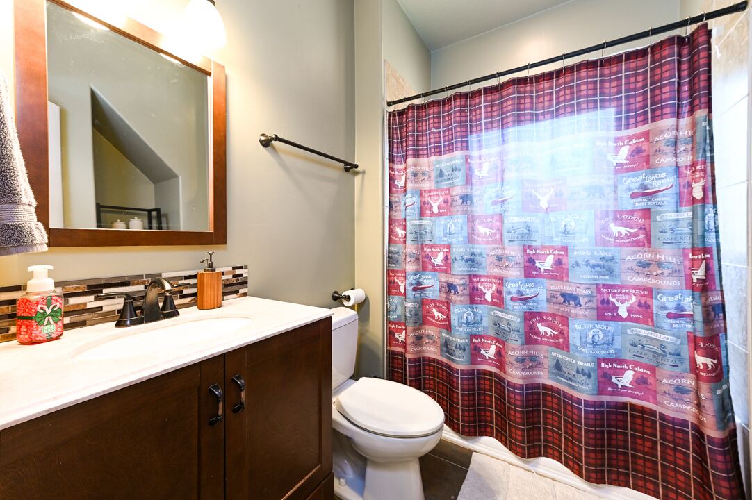 Photo of Bathroom in Cascade