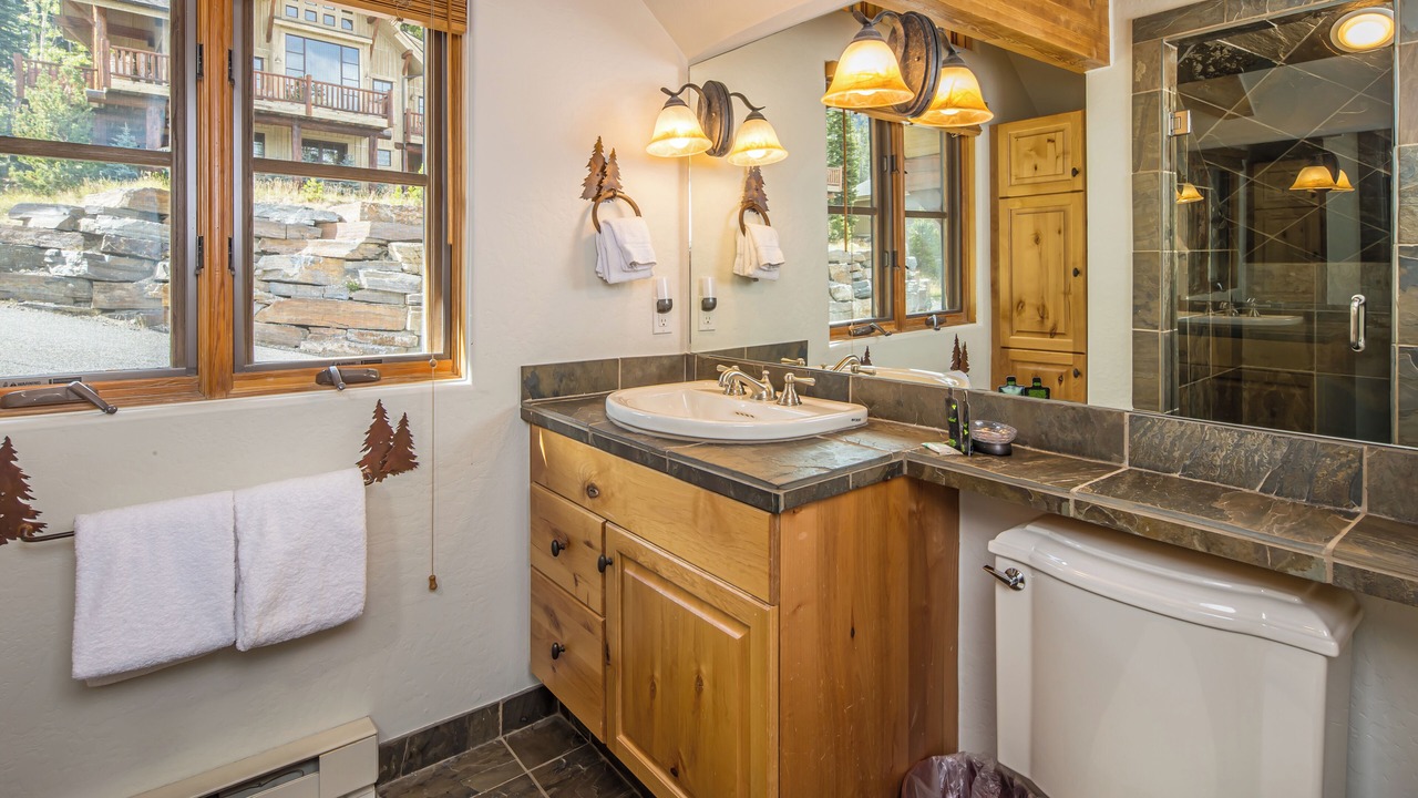 Photo of Bathroom in Big Sky