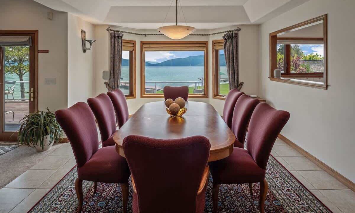 Photo of Bedroom in Sandpoint