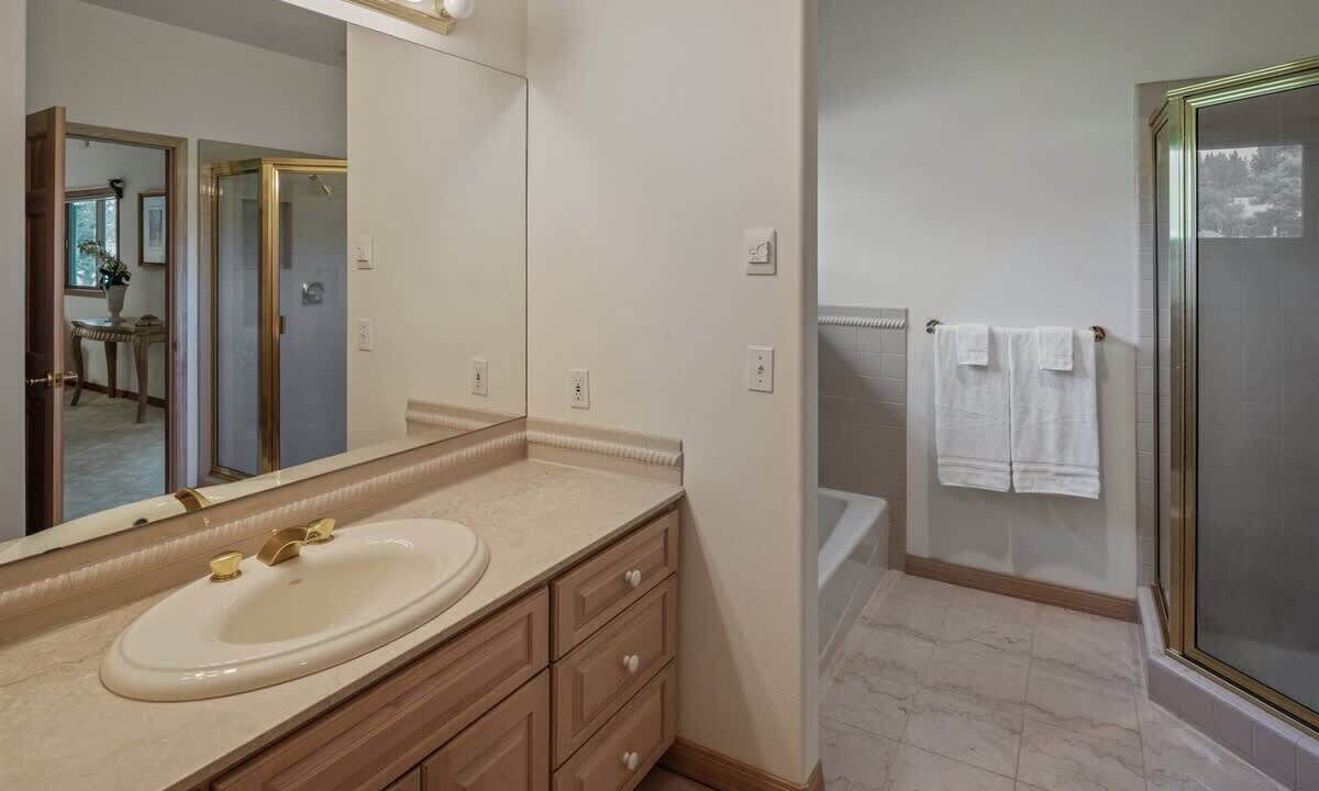 Photo of Bedroom in Sandpoint