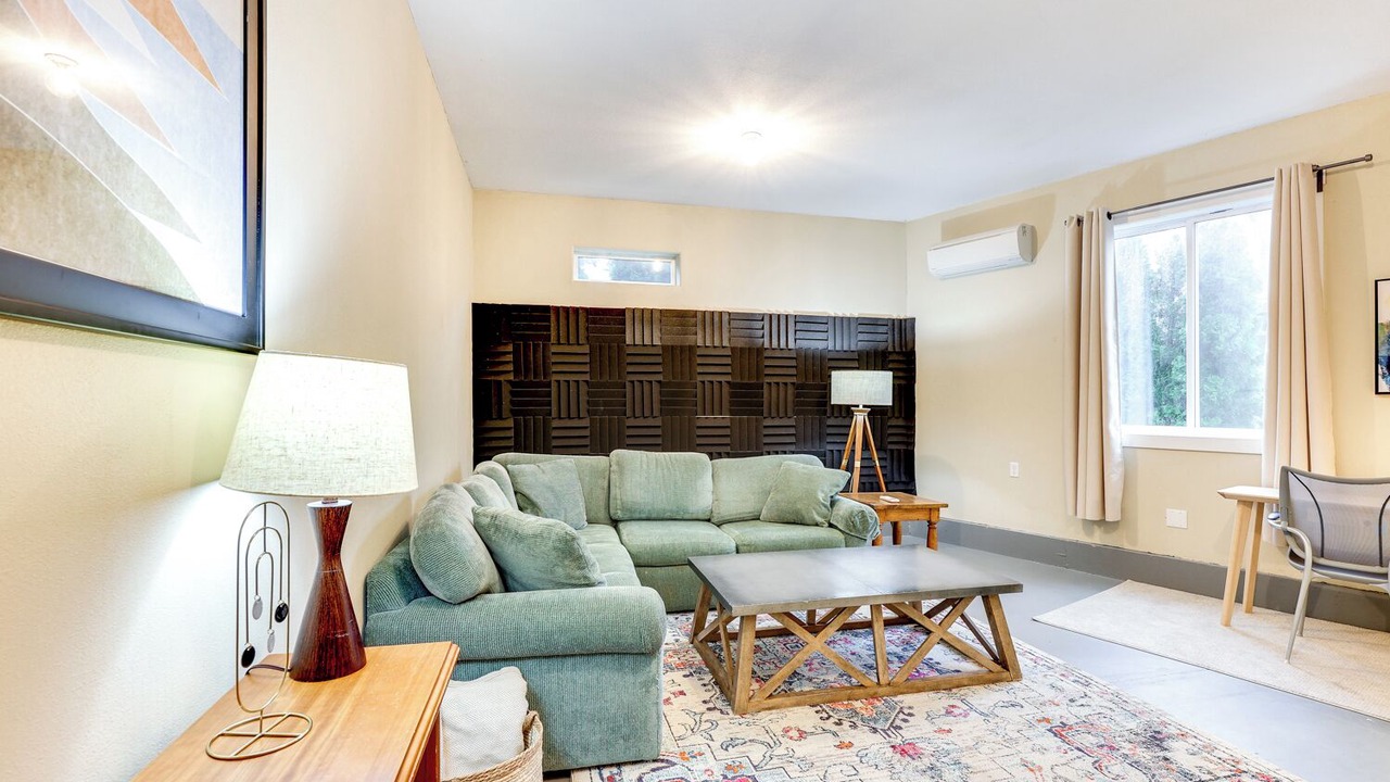 Photo of Livingroom in Central Park