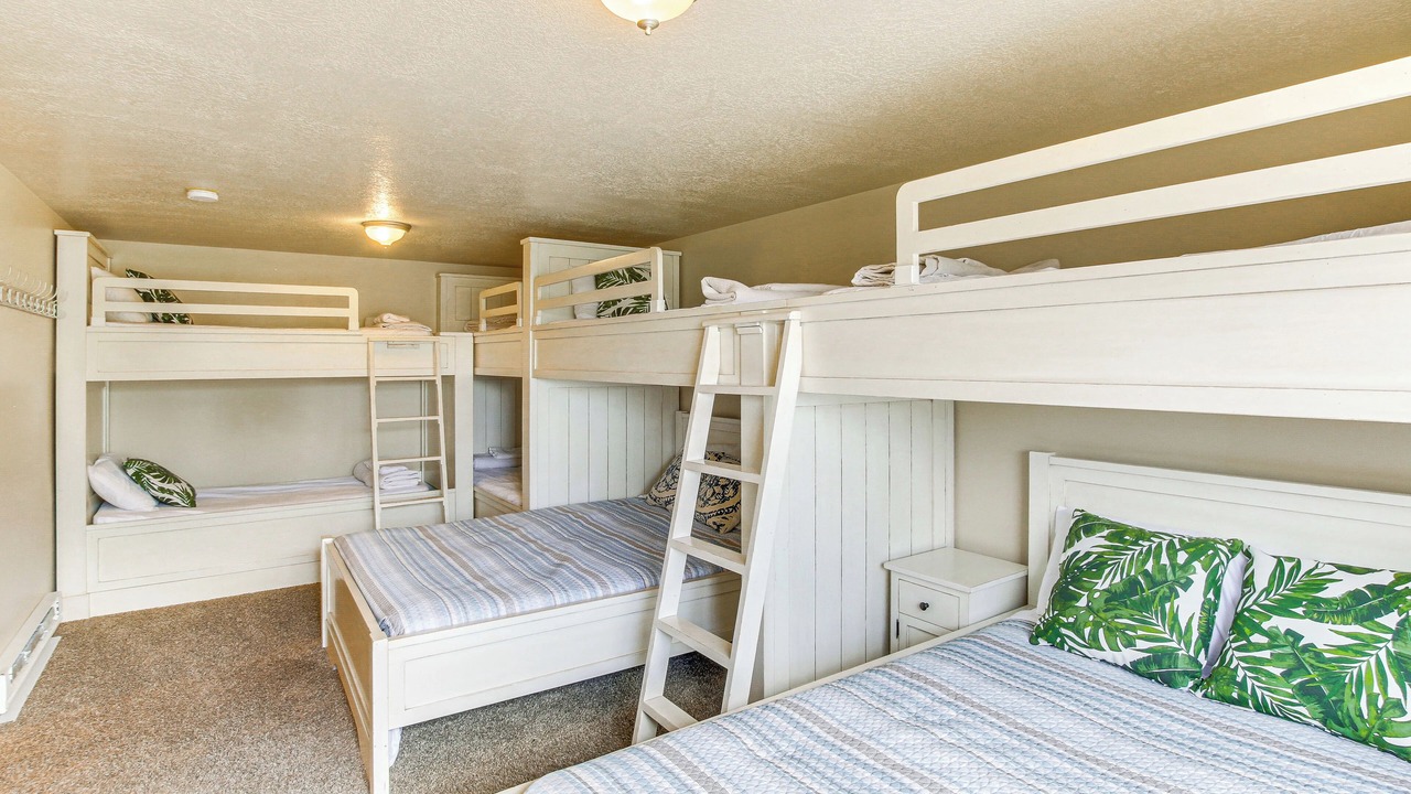 Photo of Bedroom in Garden City