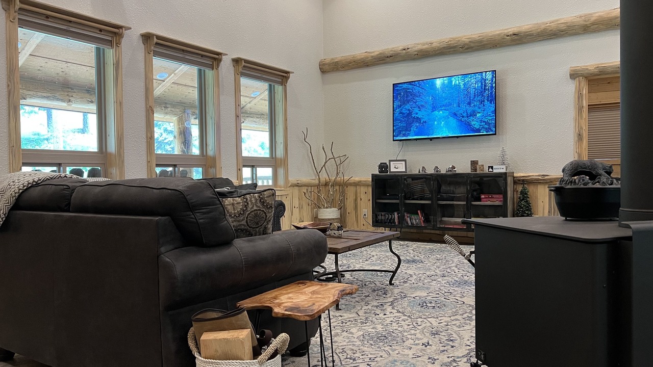 Photo of Livingroom in Garden Valley