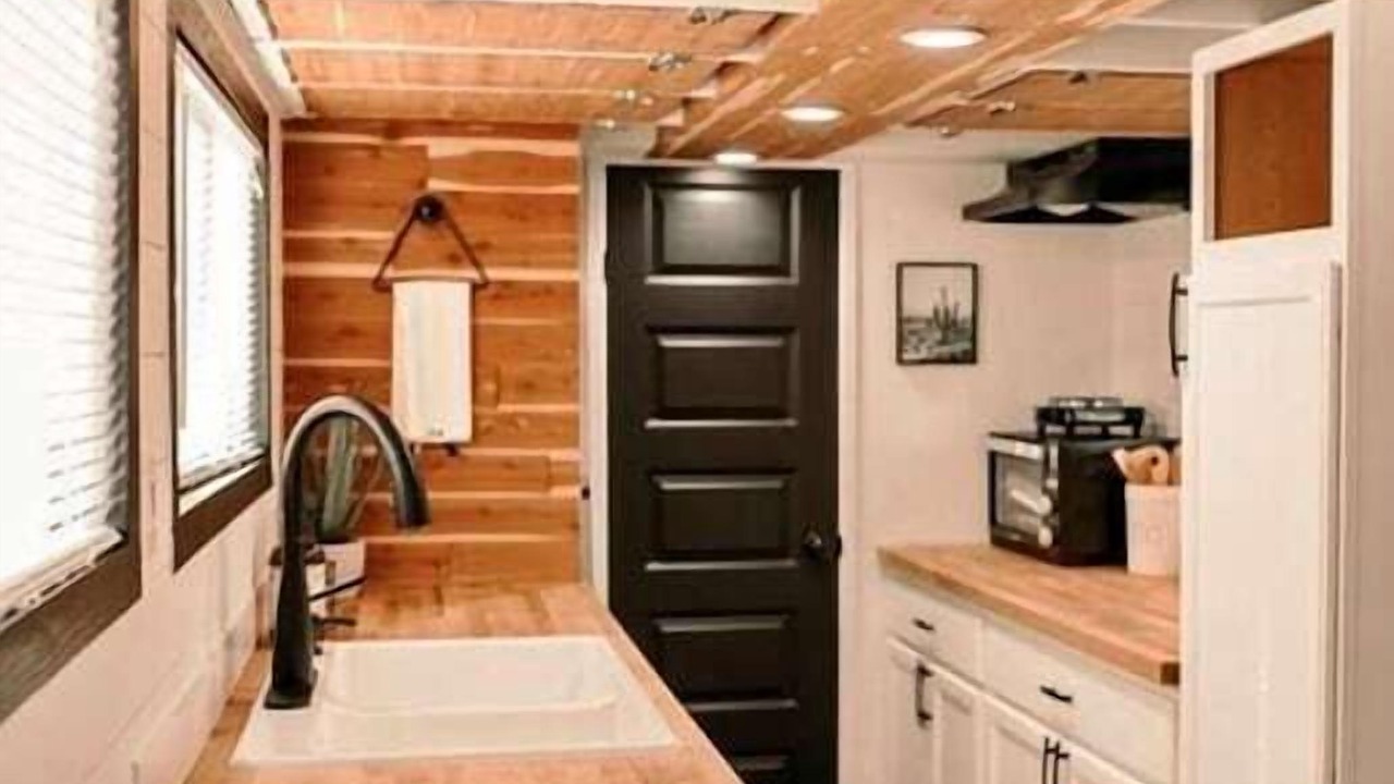 Photo of Kitchen in Rainier