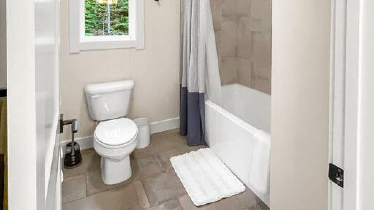 Photo of Bathroom in Tamarack Resort
