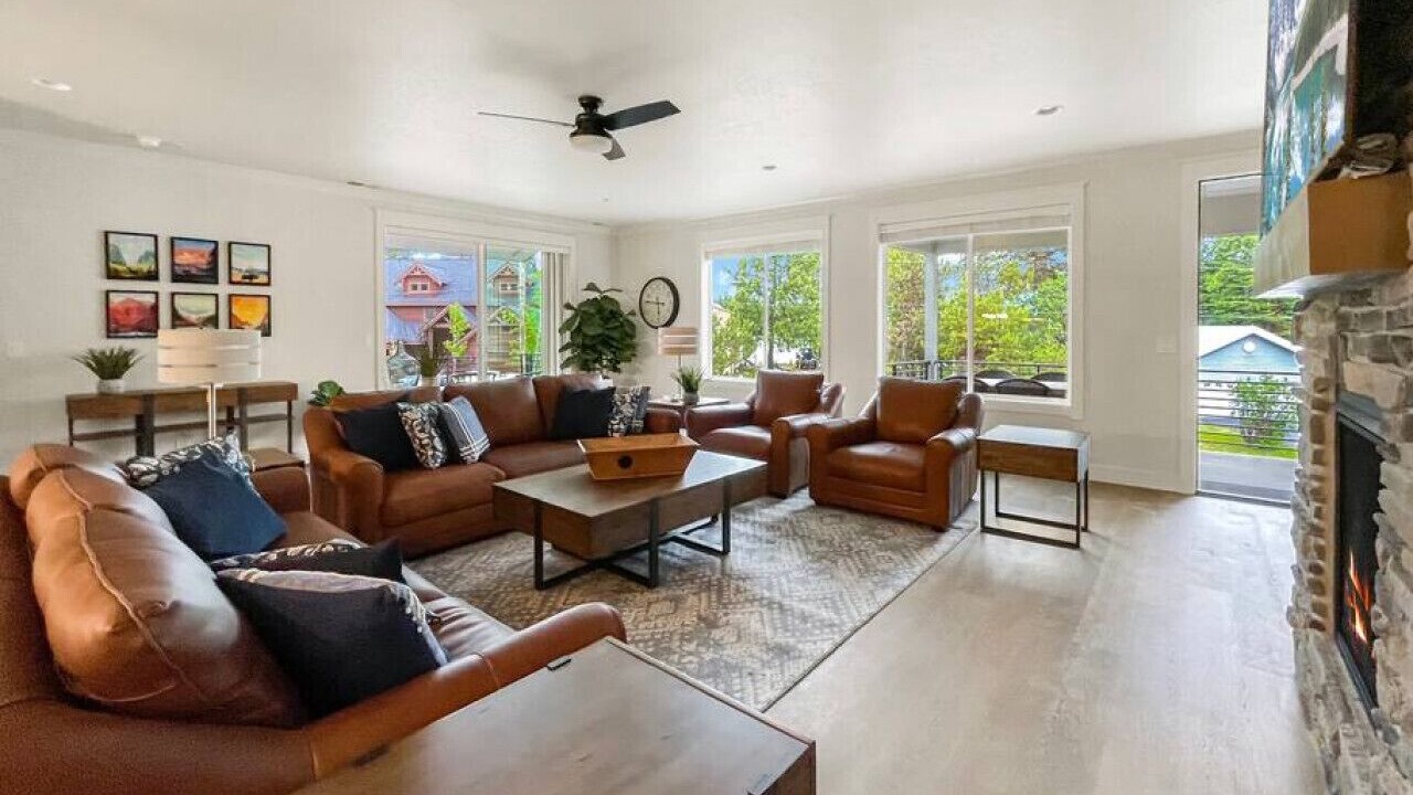 Photo of Livingroom in Tamarack Resort