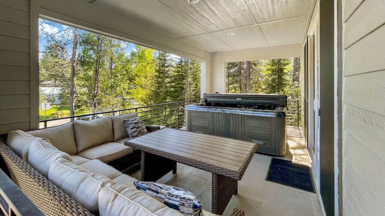 Photo of Patio Balcony in Tamarack Resort