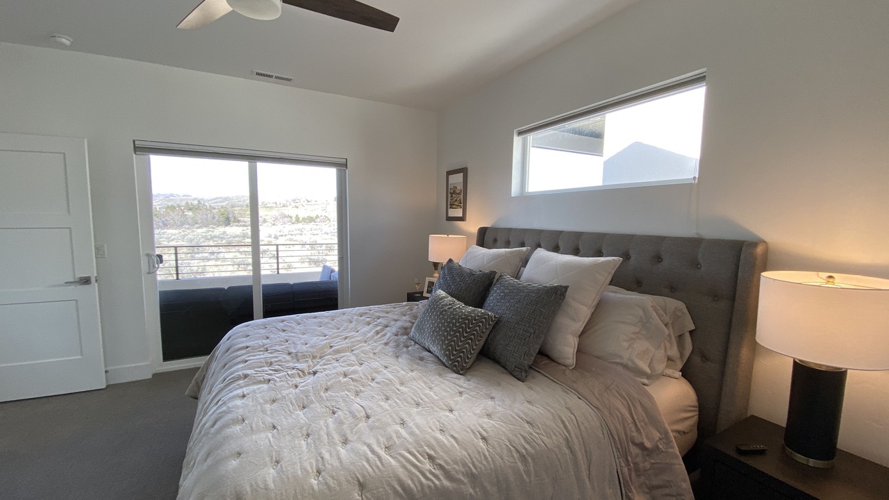 Photo of Bedroom in Garden City
