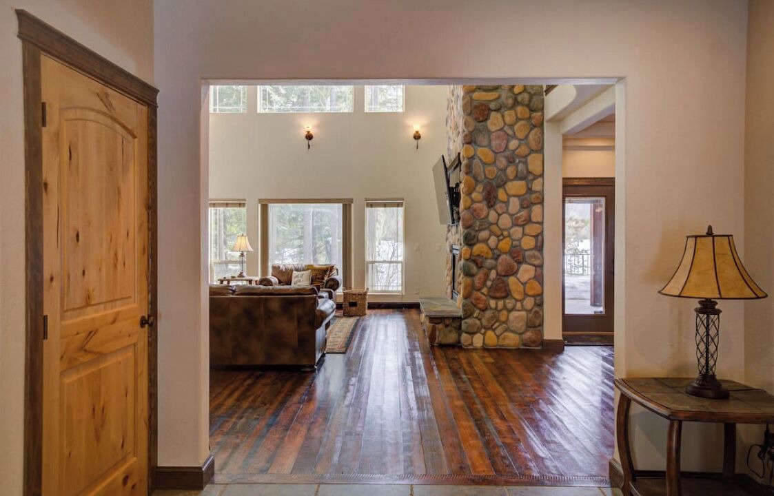 Photo of Livingroom in Priest River