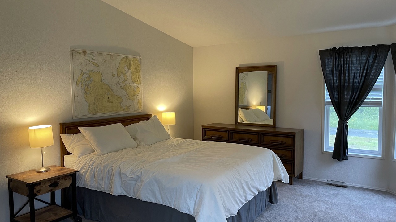 Photo of Bedroom in Port Angeles