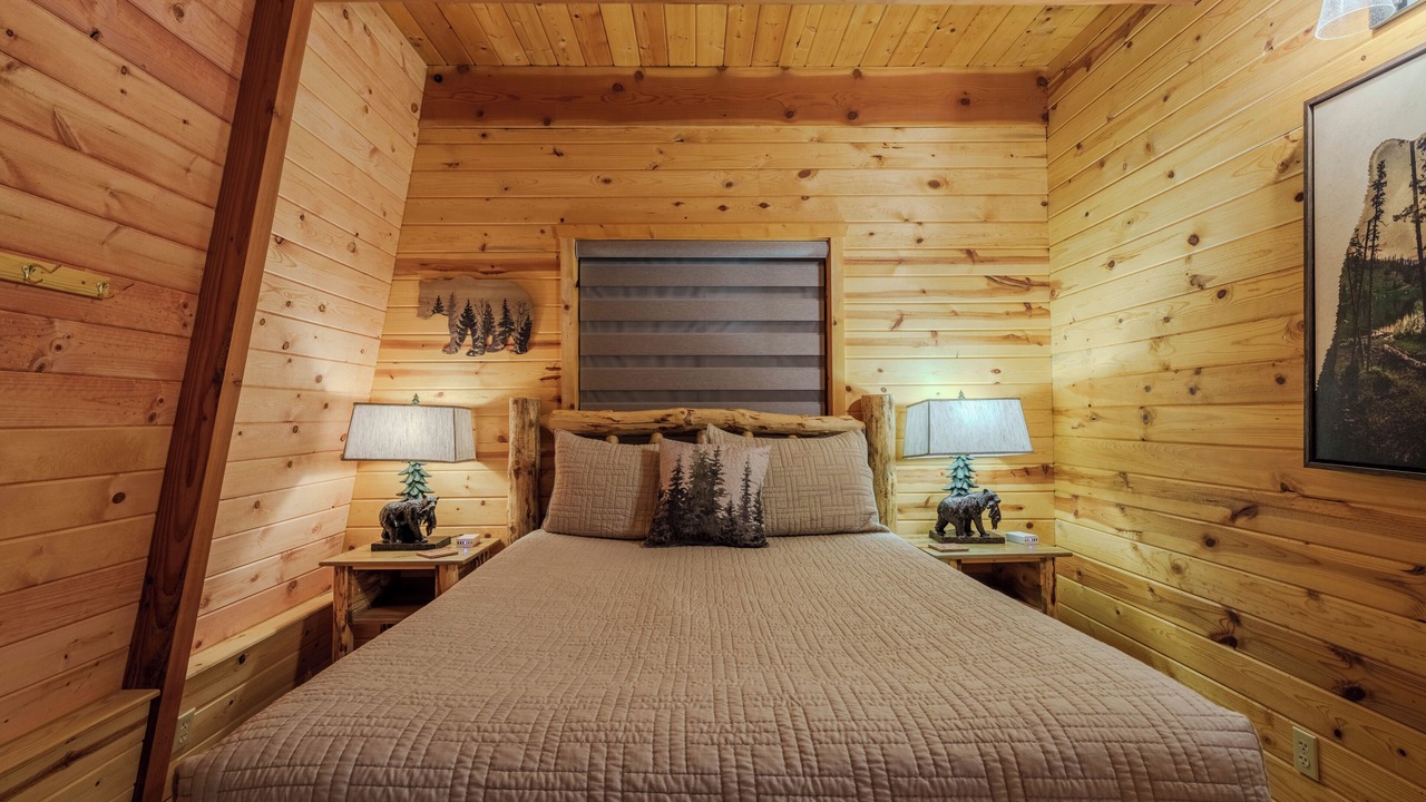 Photo of Bedroom in Island Park