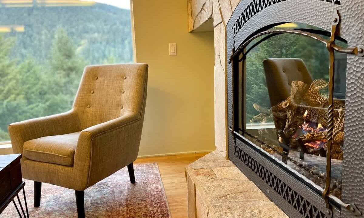 Photo of Livingroom in Port Angeles