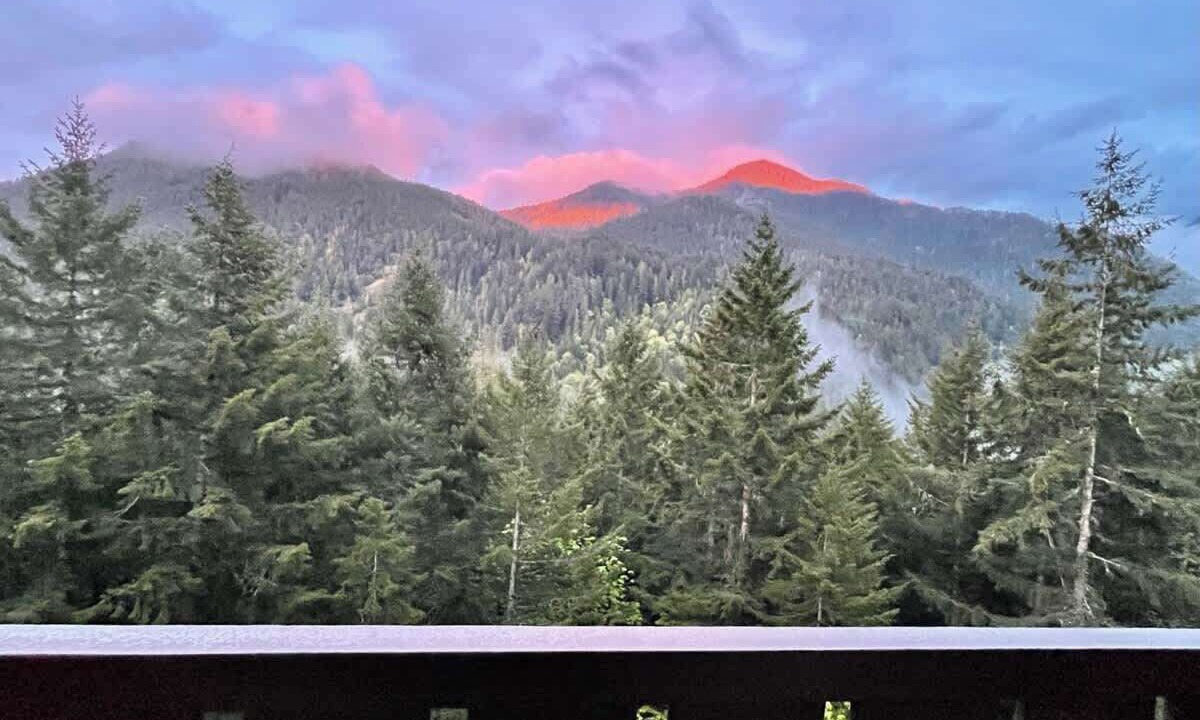 Photo of Patio Balcony in Port Angeles