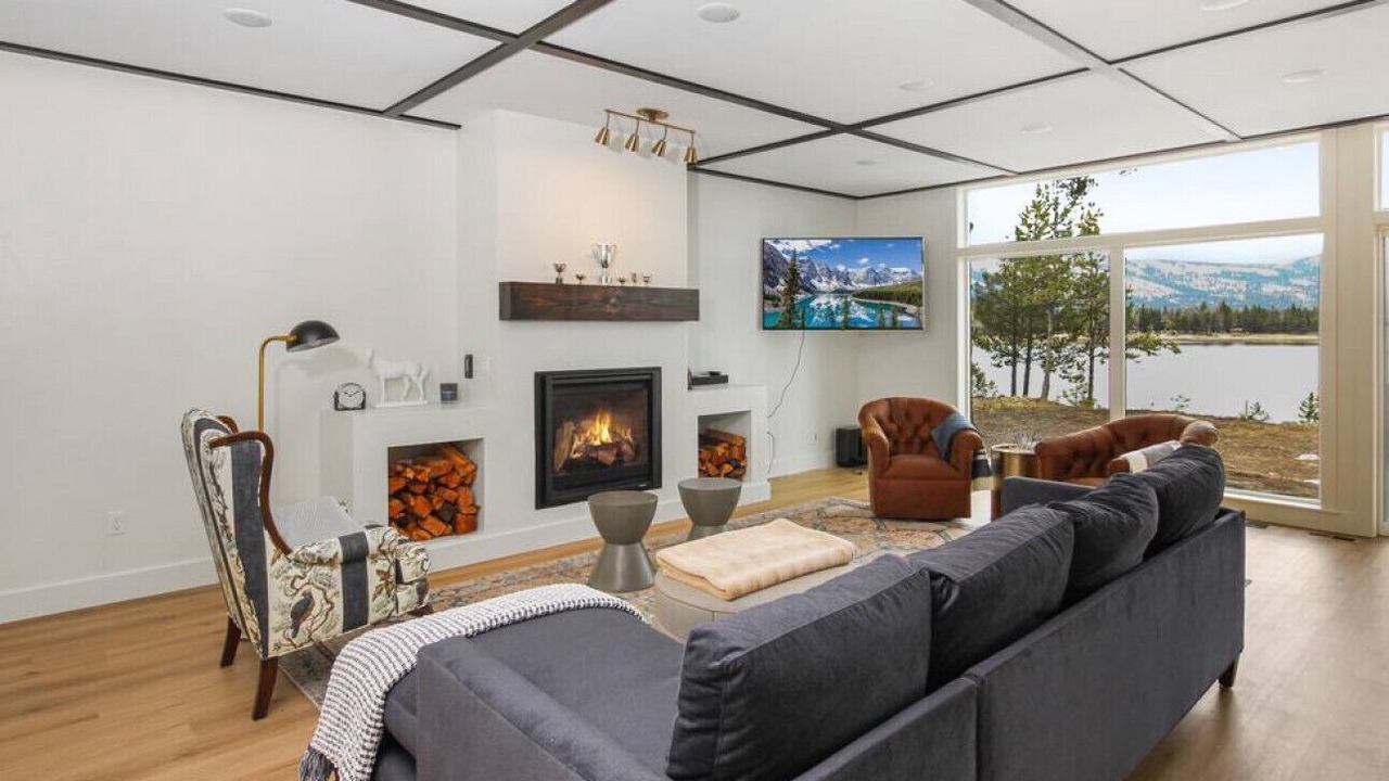 Photo of Livingroom in Donnelly
