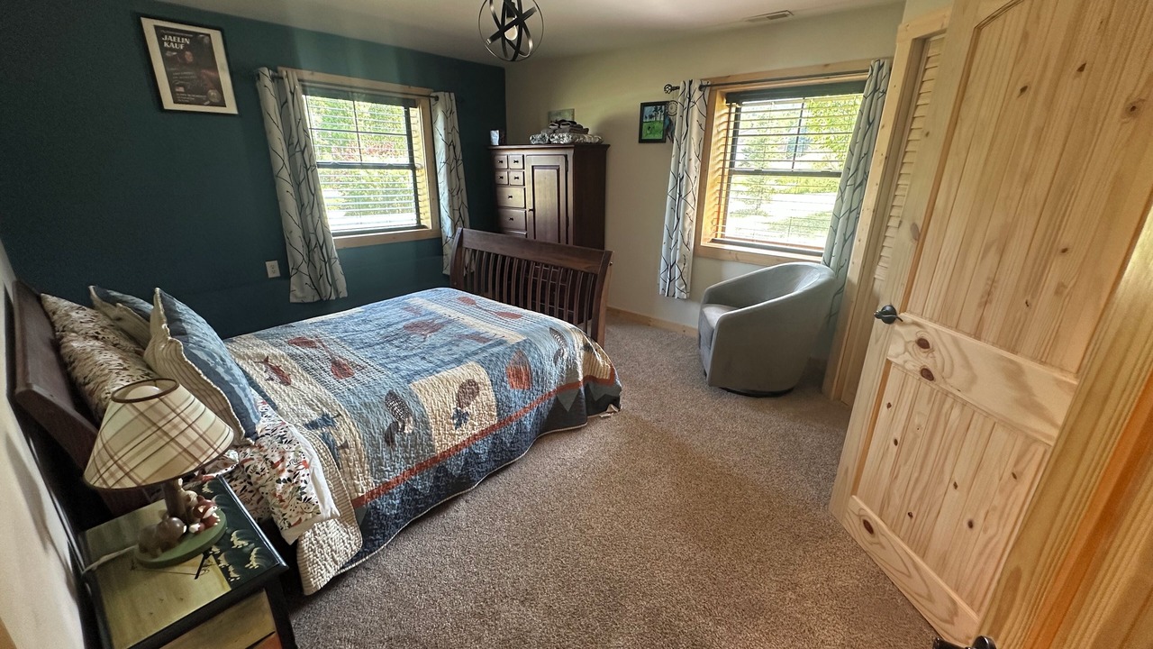 Photo of Bedroom in Victor