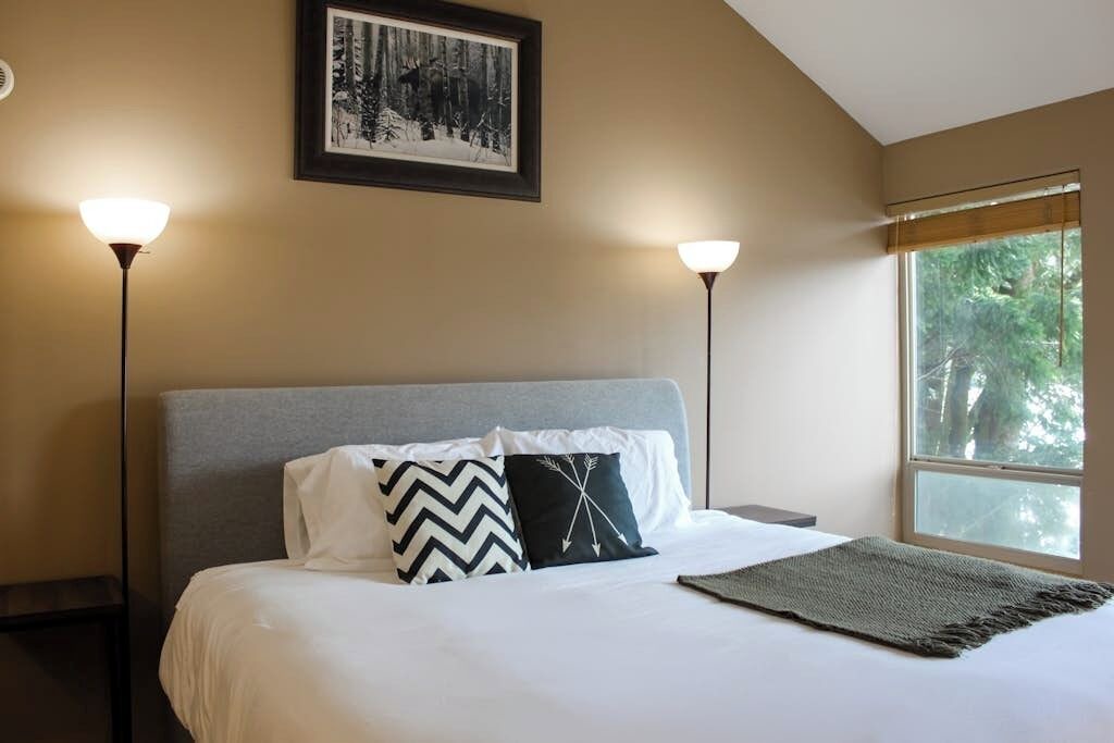 Photo of Bedroom in Port Angeles