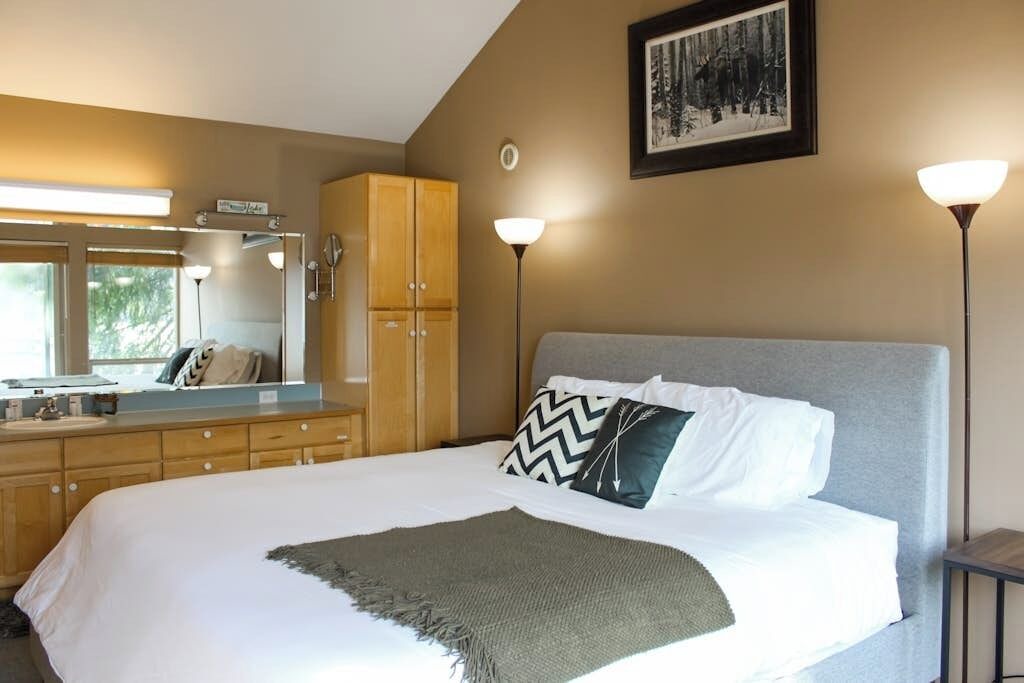 Photo of Bedroom in Port Angeles
