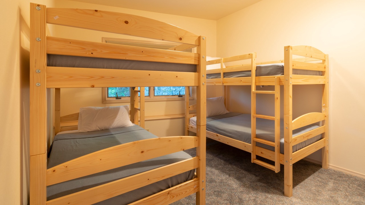 Photo of Bedroom in Sandpoint
