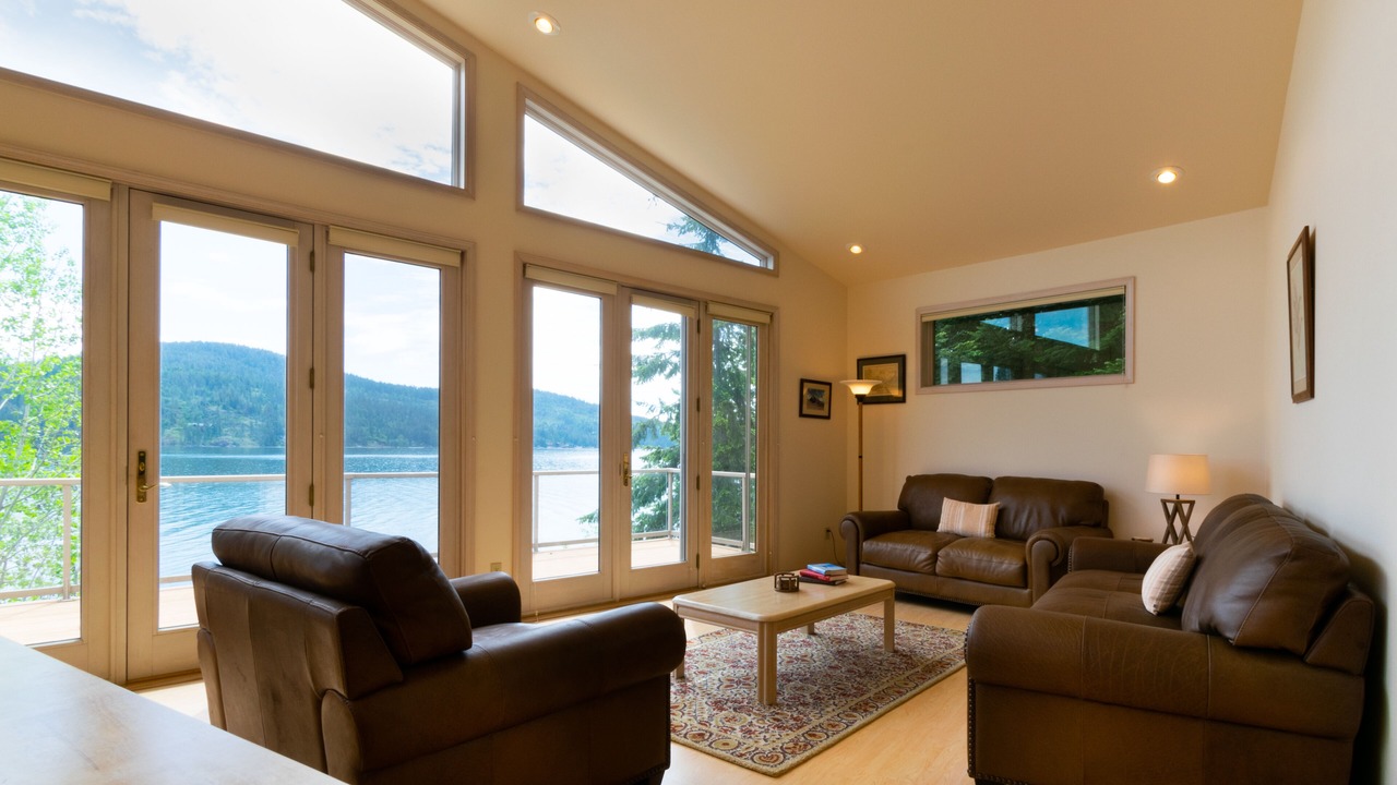 Photo of Livingroom in Sandpoint