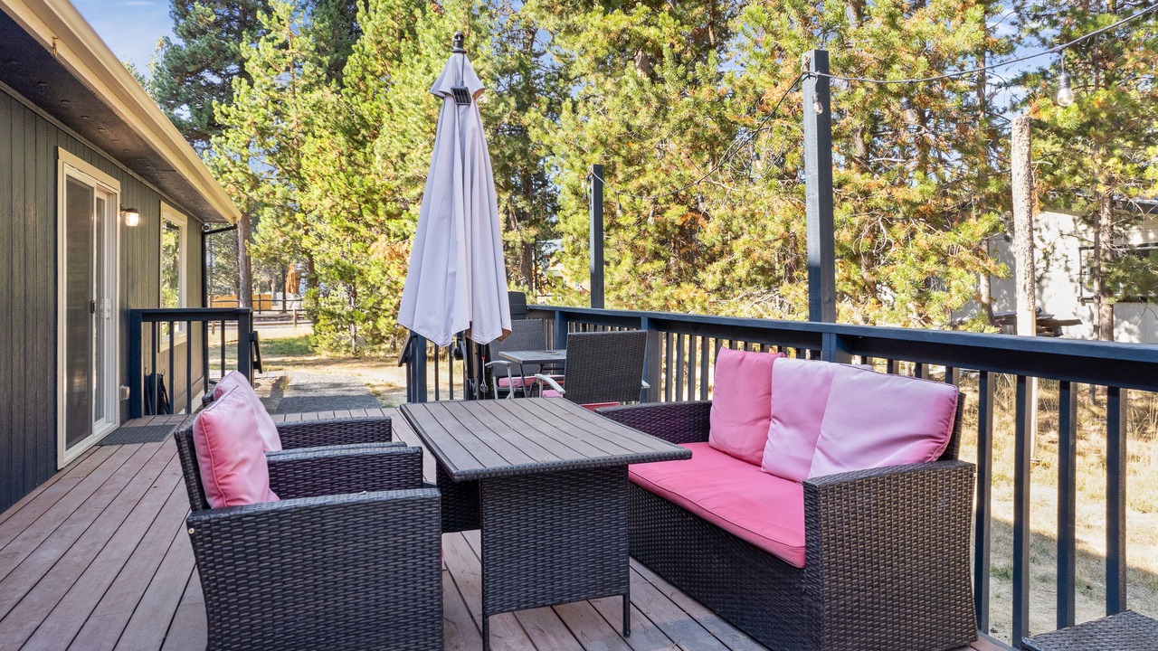 Photo of Patio Balcony in Oregon Water Wonderland