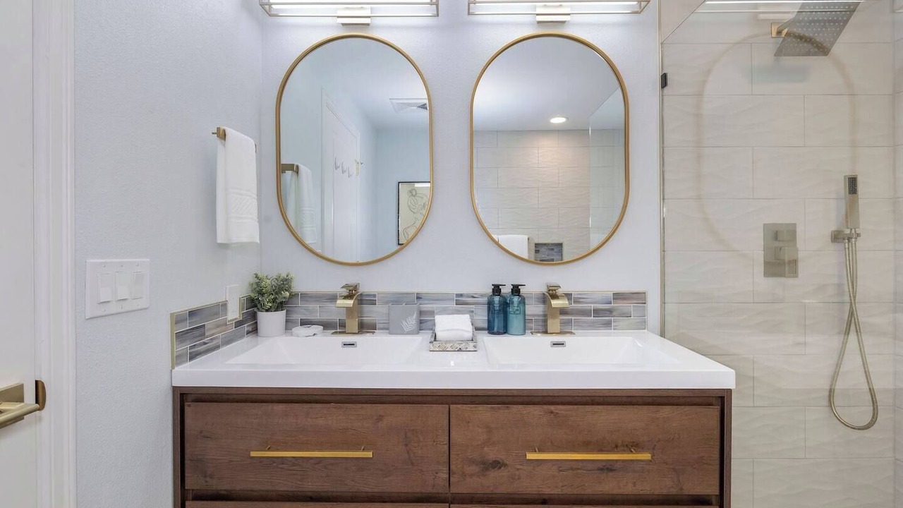 Photo of Bathroom in Victor