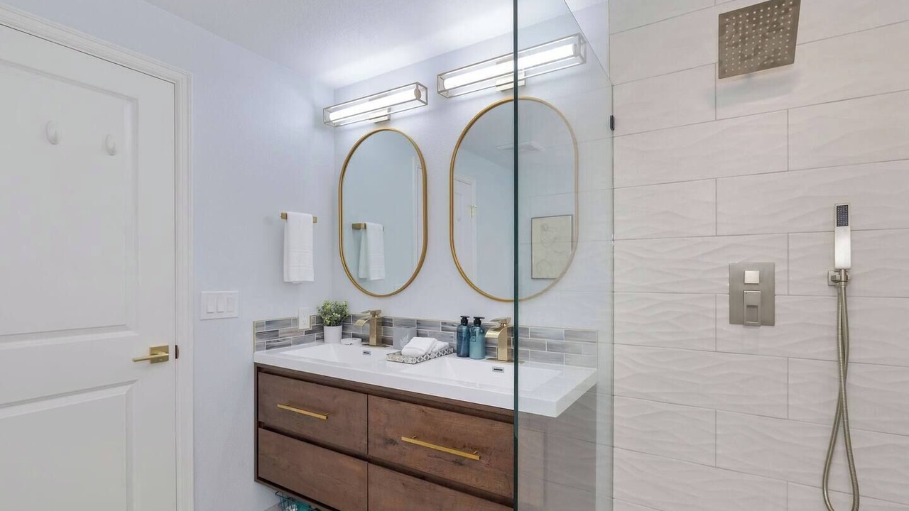 Photo of Bathroom in Victor
