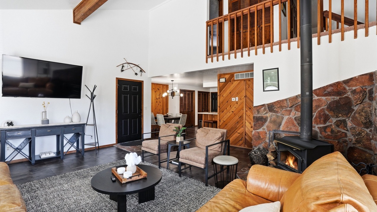 Photo of Livingroom in Cascade