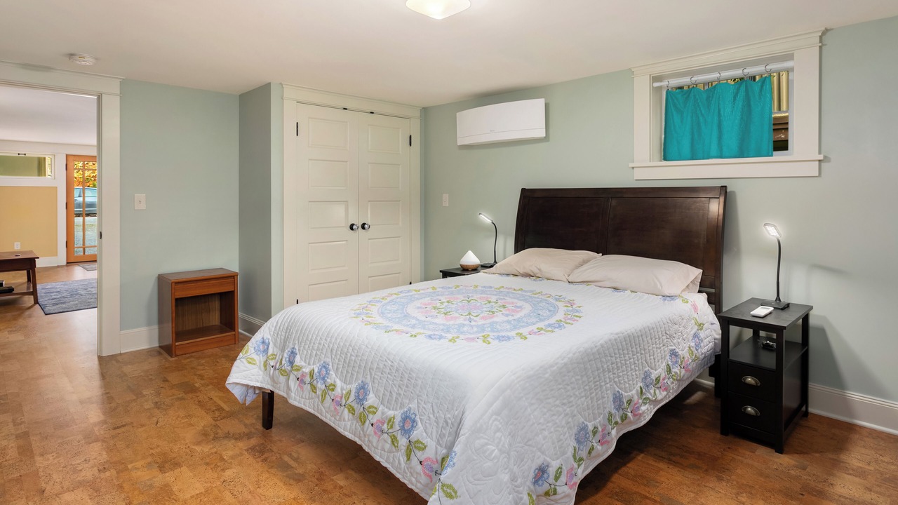 Photo of Bedroom in Whittier Heights